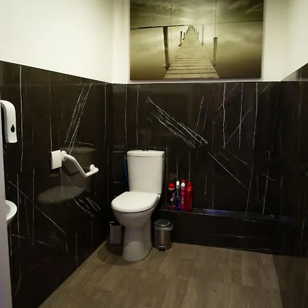 Avec Jacuzzi Privatif-golden Jacuzzi * Leguevin